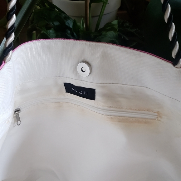 Palm Tree Beach Tote - Pink, Black & White- AVON - Picture 9 of 11